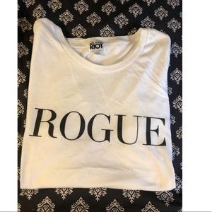 ROUGE tee 🌸❣️